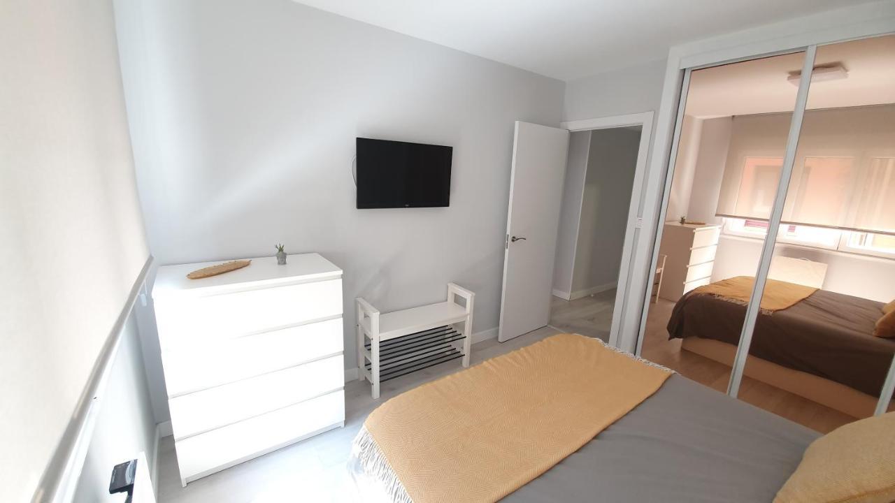 Centro-Puerto Deportivo Apartment Gijon Luaran gambar